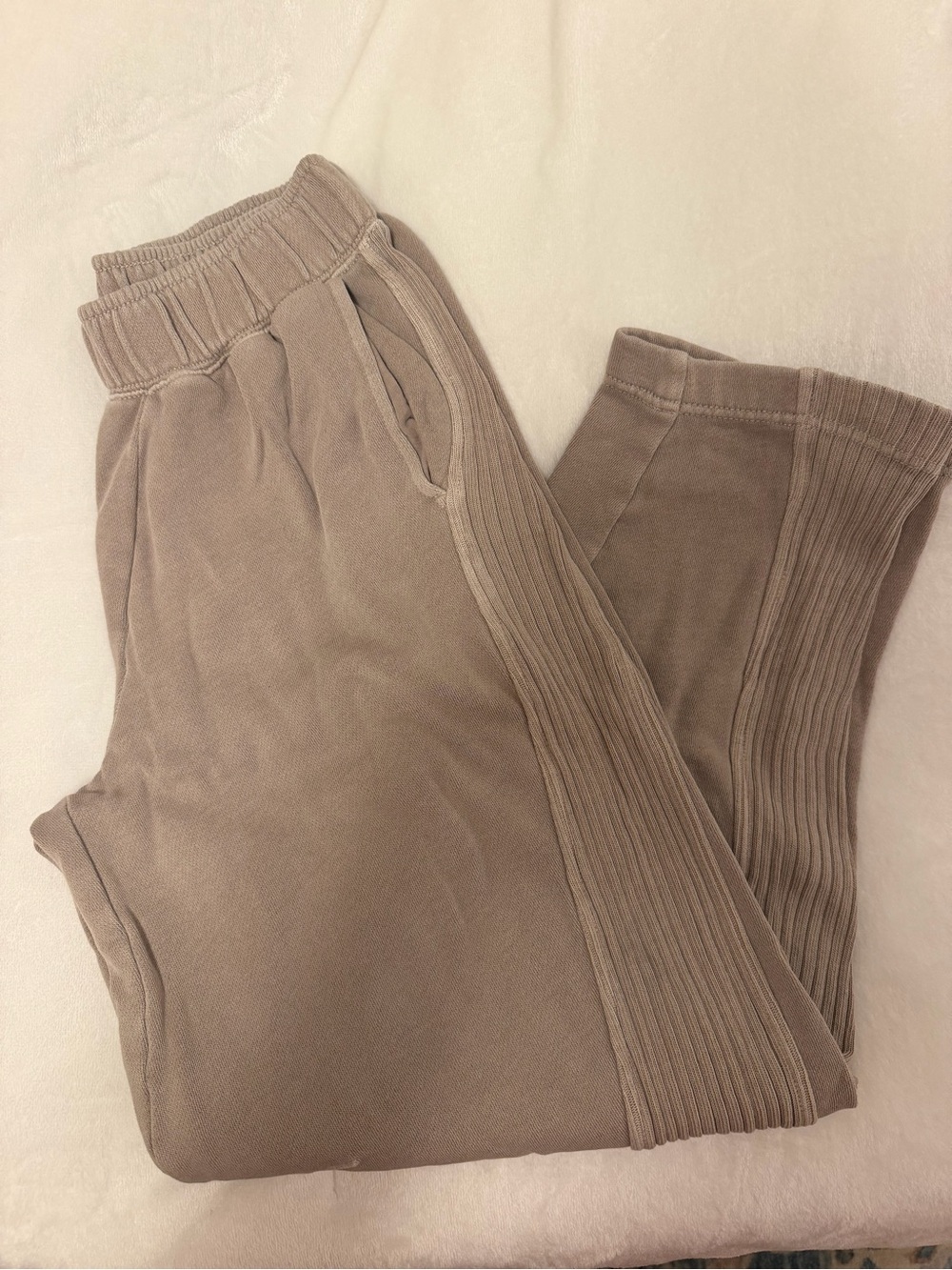 aerie Taupe Ribbed barrel Joggers